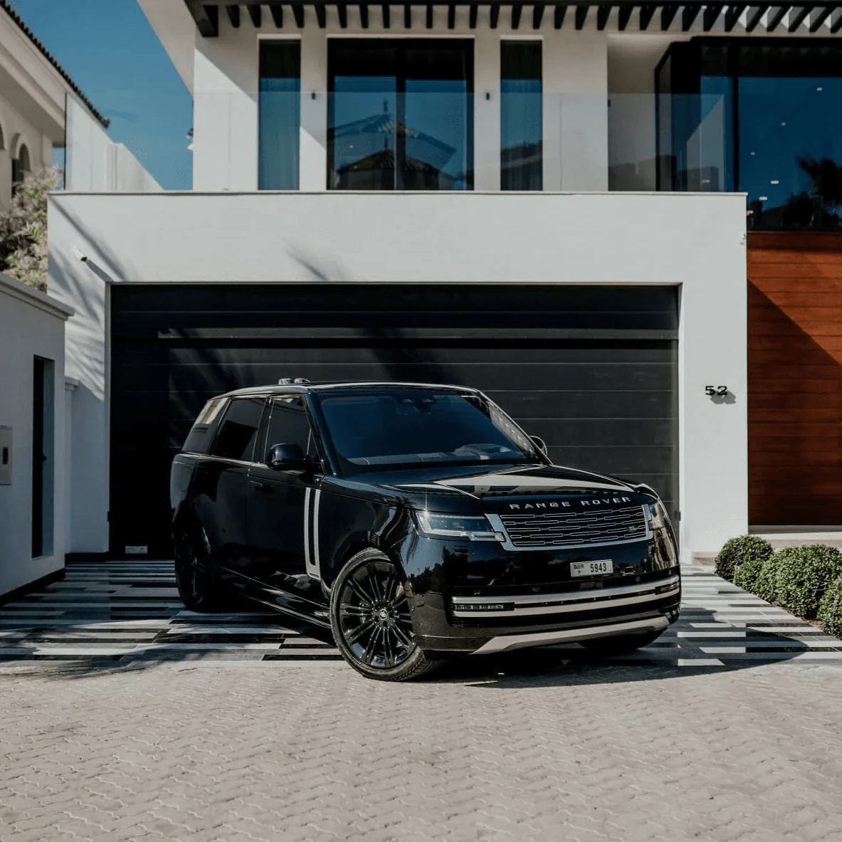 Land Rover Dubai Car Rental